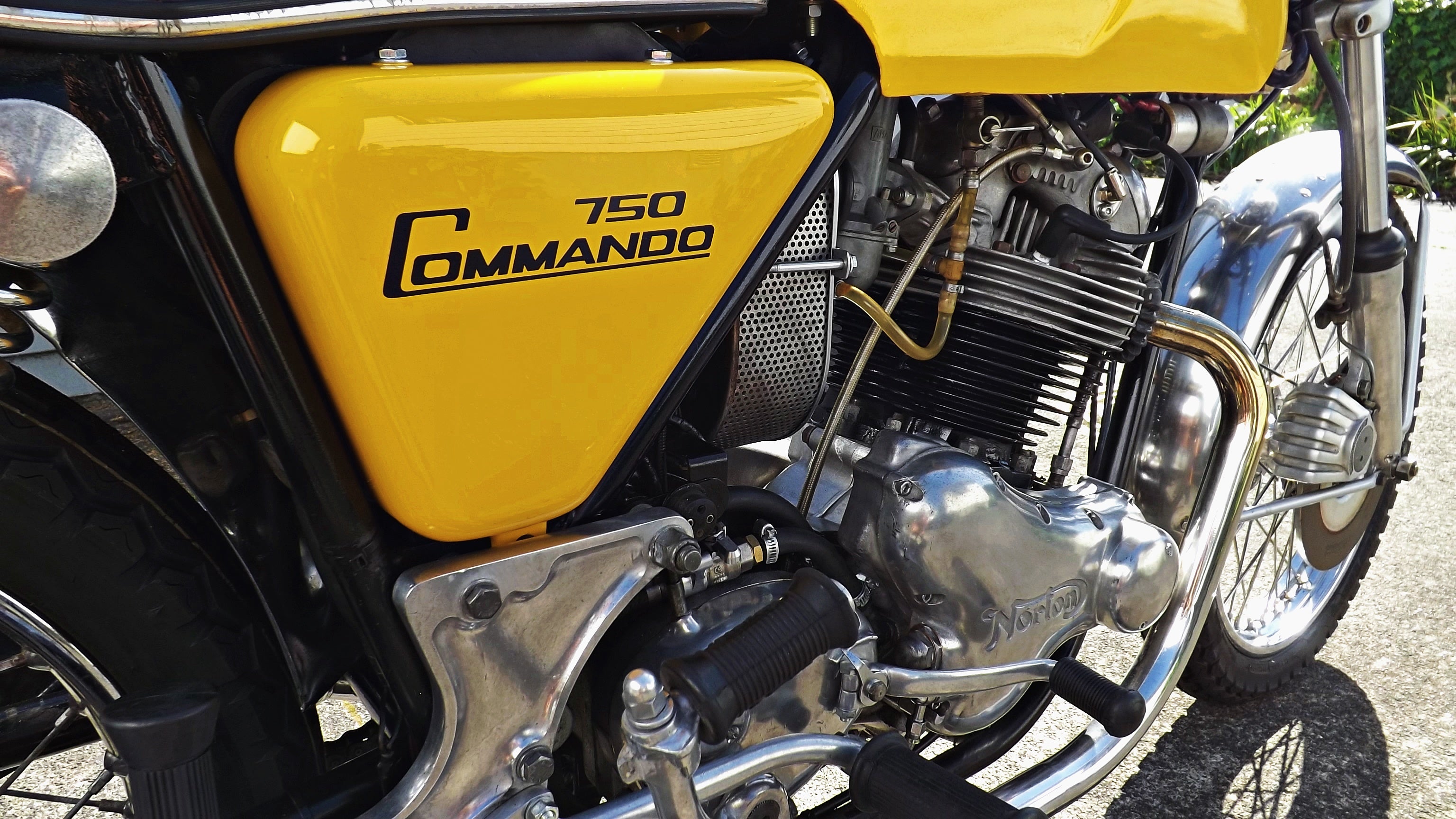 1972 Norton Commando 750 Combat