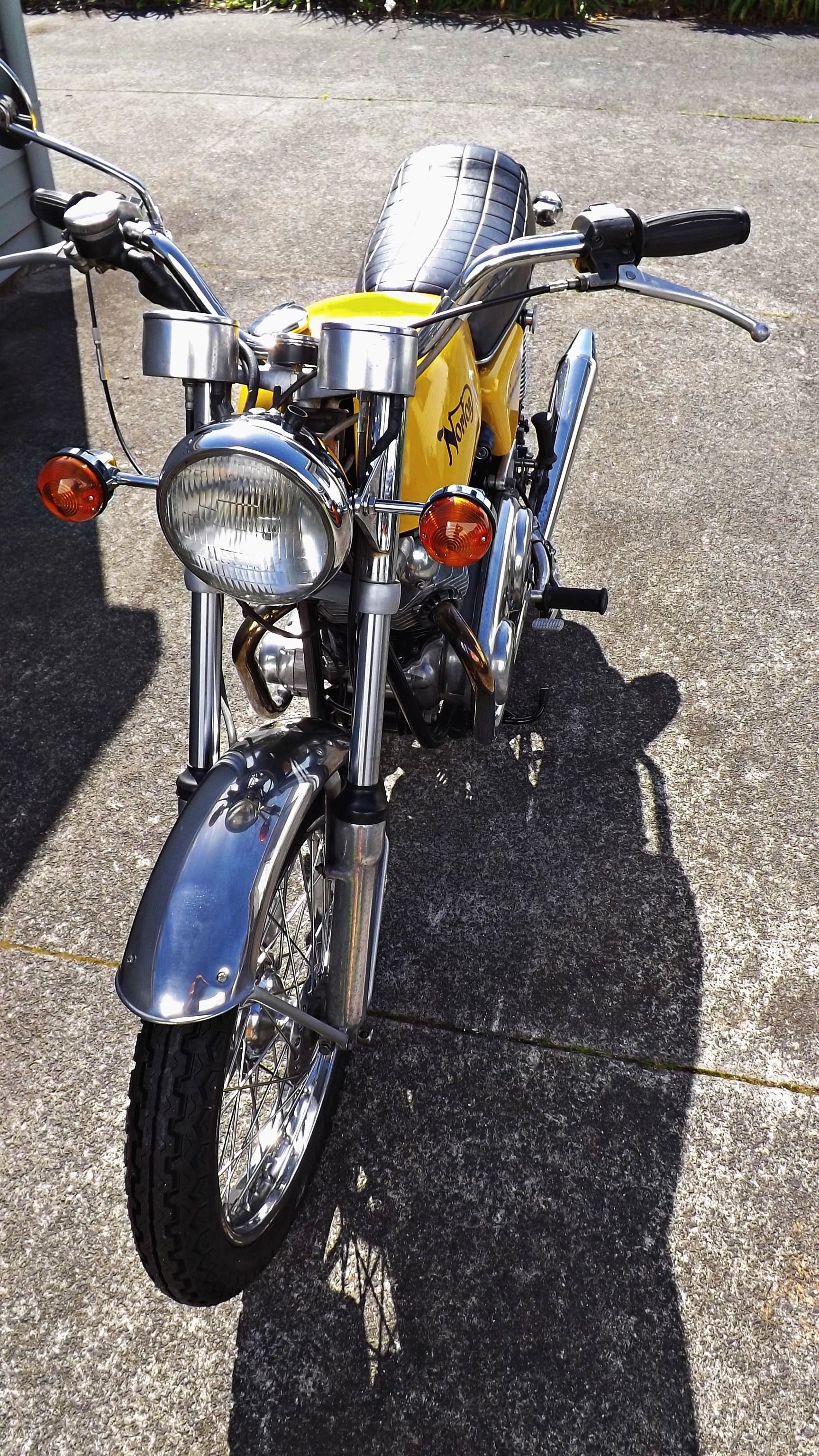 1972 Norton Commando 750 Combat