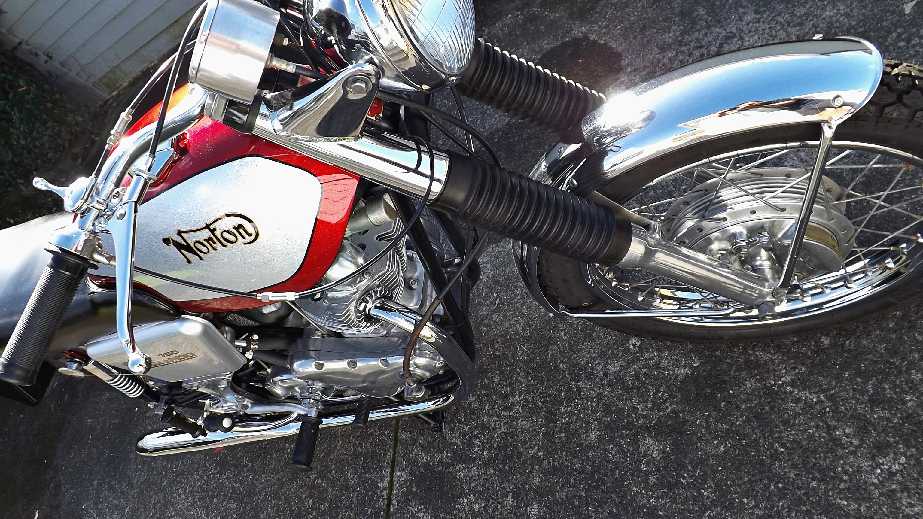 1969 Norton Commando Fastback