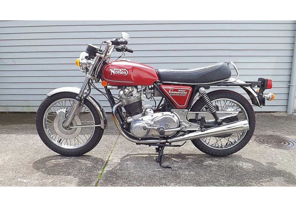 1975 Norton Commando 850 MKIII